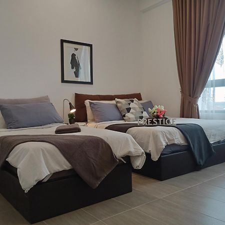 Prestige Troika Luxury Stay Кота Бару Стая снимка